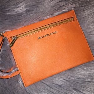 MICHEAL KORS orange wallet/pouch